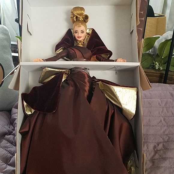 Barbie Portrait In Taffeta - Picture 4 of 5